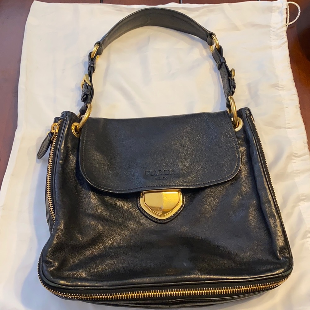 Hand bag
